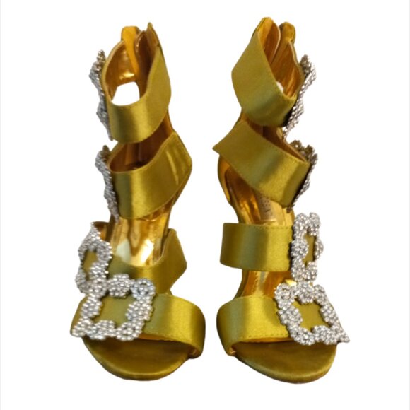 Cape Robbin Sexy Strappy Buckle Olive Stiletto Heels - Picture 4 of 12